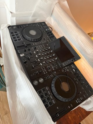 Controladora DJ Pioneer XDJ-AZ 4 canales