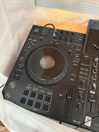 Controladora DJ Pioneer XDJ-AZ 4 canales