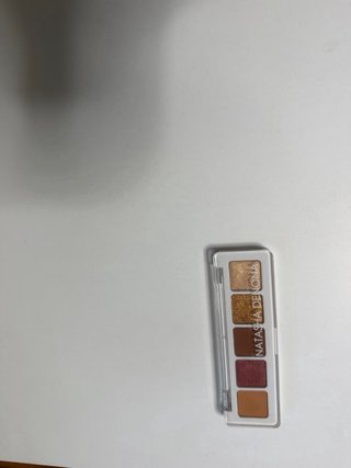Pat McGrath Labs Caja Rosa Joyas y Natasha Denona