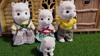 Familia de Alpacas Sylvanian Families