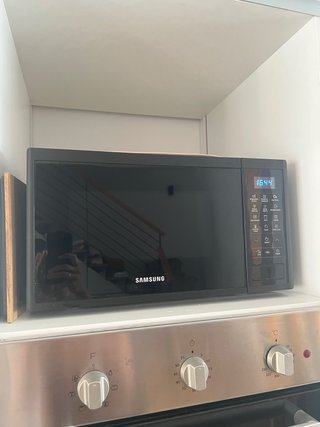 Microondas Samsung Negro 23L