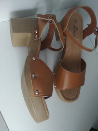 Sandalias Les Artisennes Talla 39 Tachuelas