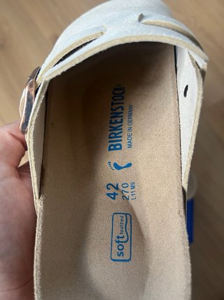 Zuecos Birkenstock color caqui