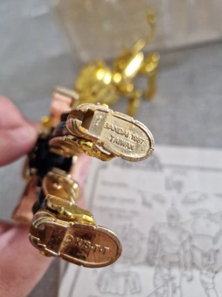 Leo 1987 Caballero Oro Bandai Completo