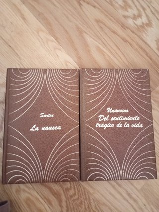 Libros clásicos. Sartre y Unamuno