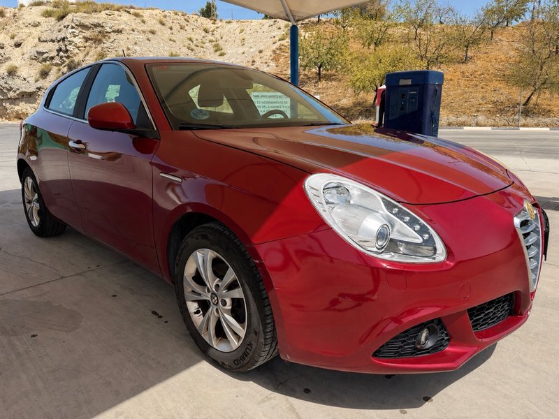 Alfa Romeo Giulietta 2010 etiqueta c perfecto - foto 1