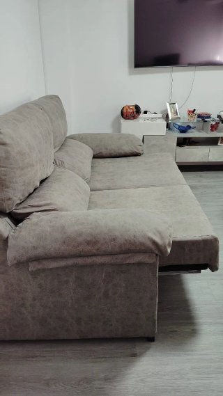 Sofá gris de tela