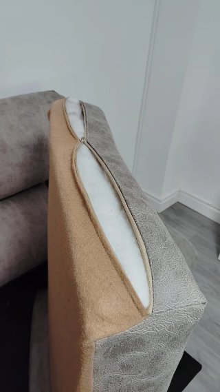 Sofá gris de tela