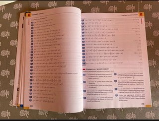Libro scolastico