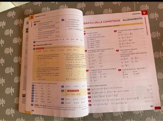 Libro scolastico