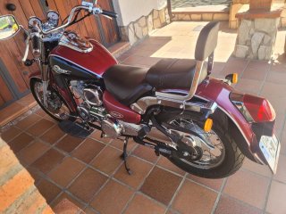 Daelim Daystar 125 Roja y Negra