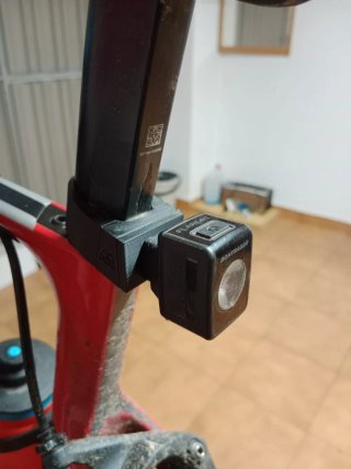 Soporte tija CANYON S27 para Garmin Varia