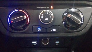 Hyundai i10 1.0 Klass AT 46 kW (63 CV)