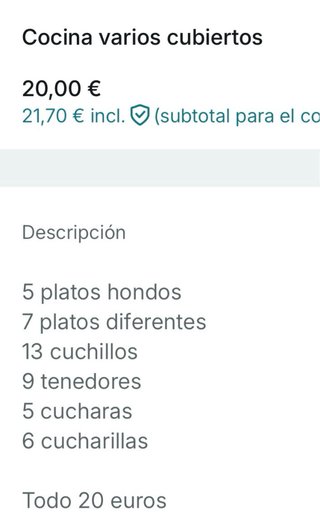 Varios platos de porcelana blancos