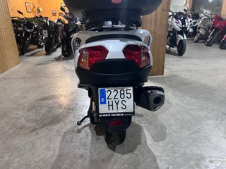 Suzuki Burgman 650
