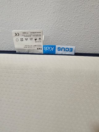 Vendo cuna, cochecito y silla de coche.
