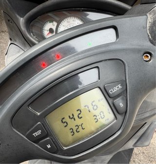 Piaggio 125 Roja Scooter