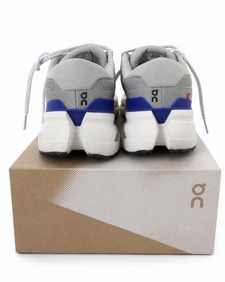 On Running Cloudrunner Talla 44 Gris/Azul