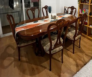 Mesa de comedor con 6 sillas