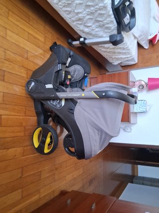 Base ISOFIX Carrinho Doona 2 em 1