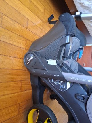 Base ISOFIX Carrinho Doona 2 em 1