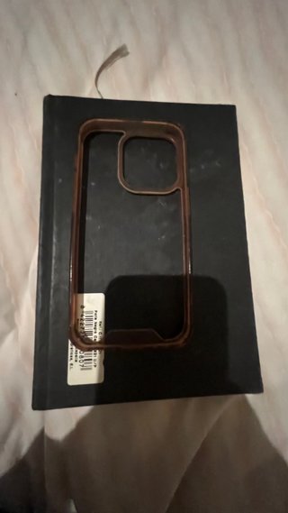 Cargador portátil negro .Tengo varios cargadores