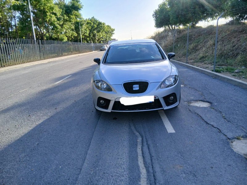 SEAT Leon 2008 - foto 1