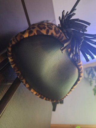 Borsa secchiello similpelle nera leopardata nuova