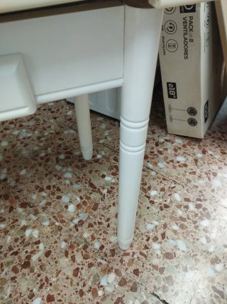 Mesa de cocina blanca extensible