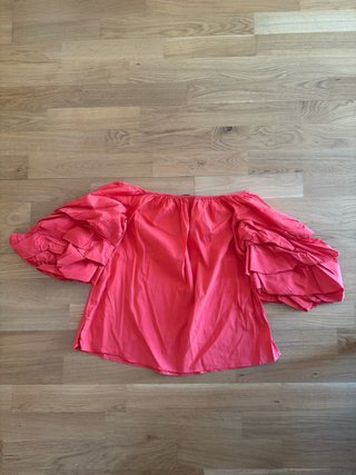 Top Zara Coral Manga Abullonada