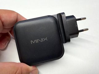 Cargador Rápido MINIX 100W + 2 Cables USB-C