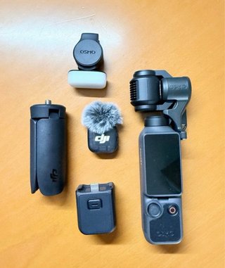 DJI Osmo Pocket 4 Creator Combo + extras