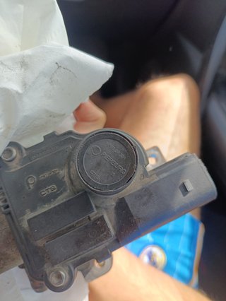 Válvula EGR Pierburg original Renault 1.5 dCi K9K