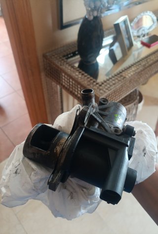 Válvula EGR Pierburg original Renault 1.5 dCi K9K