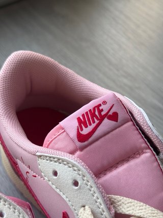 Nike Travis Scott Tropical Pink