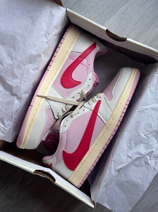 Nike Travis Scott Tropical Pink