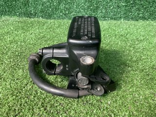 POMPA FRENO ANTERIORE HONDA AFRICA TWIN 1100 2021