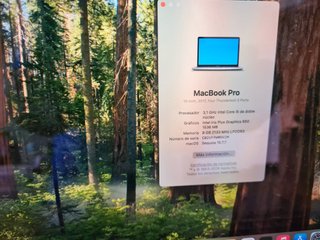 Apple MacBook Pro 13 2017 8GB 512 GB Touch Bar