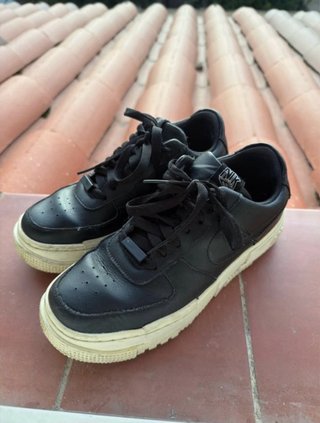 Nike Air Force 1 Pixel Negras Talla 38