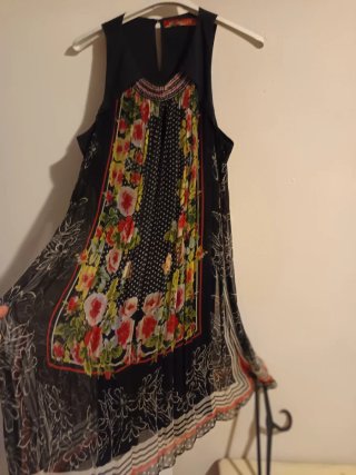 Vestido gasa negro estampado floral