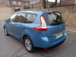 Renault Grand Scenic 2012