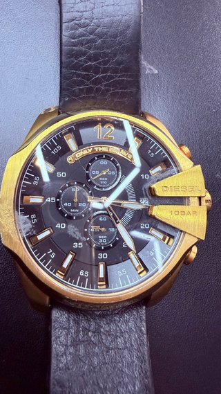 Reloj Diesel Cronógrafo Dorado y Negro