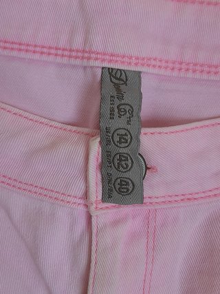 Short rosa vaquero
