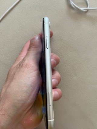 iPhone 11 64GB Argento