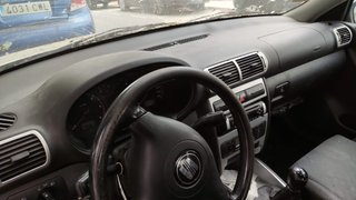 Toledo SPORT 1.9 TDI 150cv ARL (2003) - Tope gama