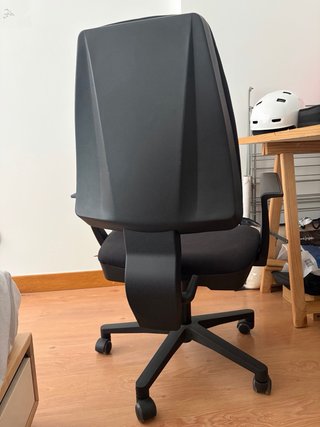 Silla de oficina negra