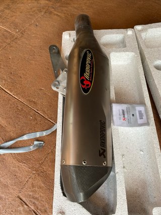 RESERVADO escape BMWS1000RR Orig. con homologacion