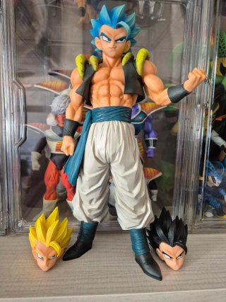 Figura Gogeta
