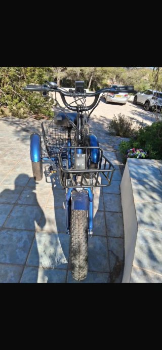 Triciclo Eléctrico Azul 7 Velocidades