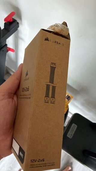 Corsair RM850x + Cable 12V-2x6 Premium